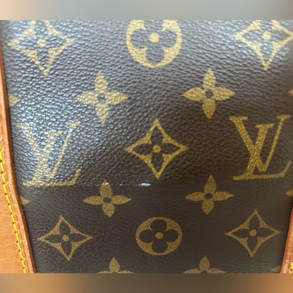 Louis Vuitton Monogram Canvas Keepall 50 Duffel Bag w/Shoulder Strap & Lock/Key - Picture 5 of 17